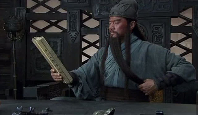 关羽义胆断行，今日双胆展现坚定决断